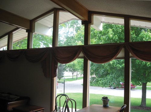 Property photo 10 - 3 Bedroom Ranch on Basement - Foster Park Area